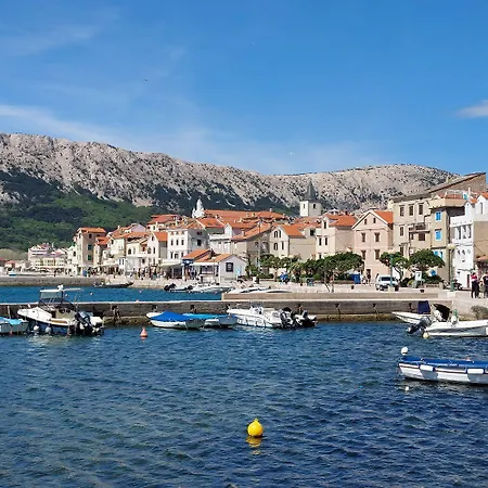 100 Meter Zum Kieselstrand Baska (Krk)