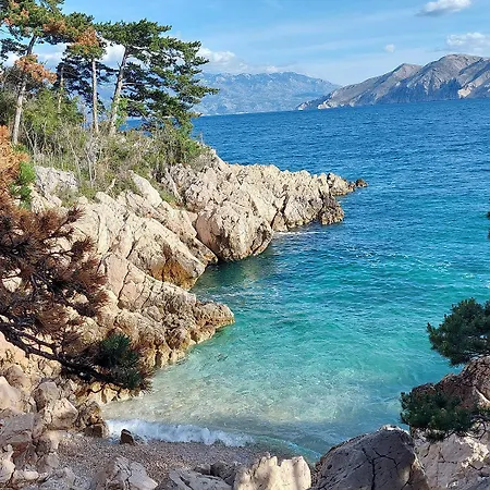 Apartment 100 Meter Zum Kieselstrand Baska (Krk)